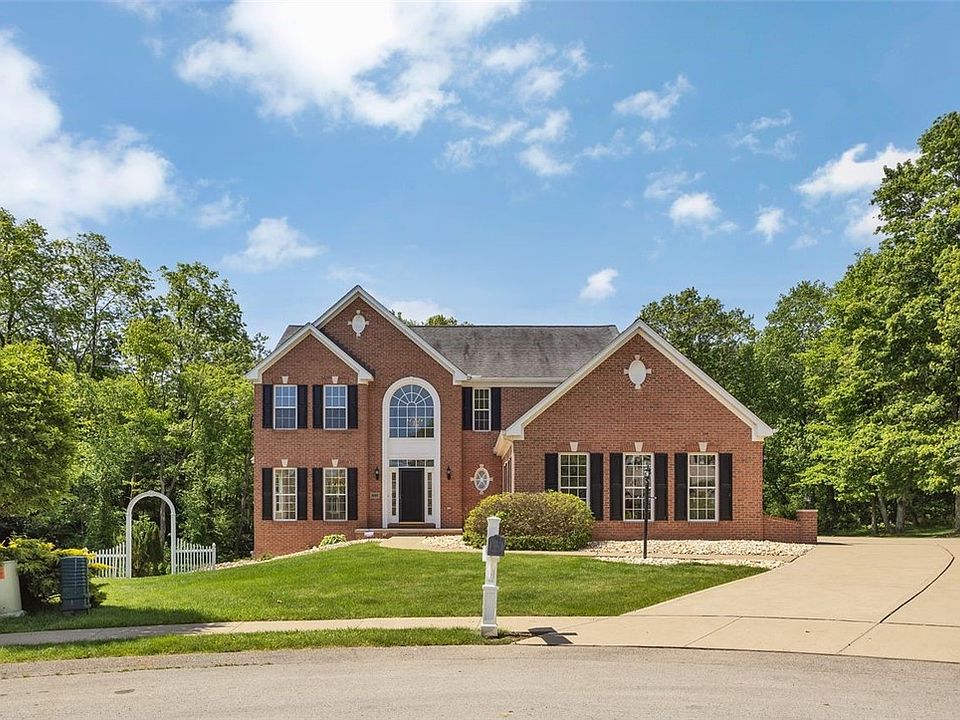 1st image of 425 Mallard Dr
