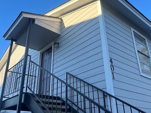 5th image of 401 Manuel Dr #A-d