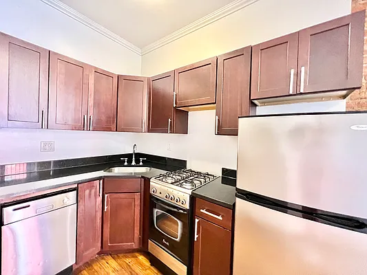 Rented by A&E Real Estate Management | media 3