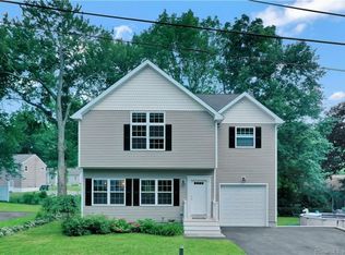 108 Midwood Rd, Milford, CT 06460