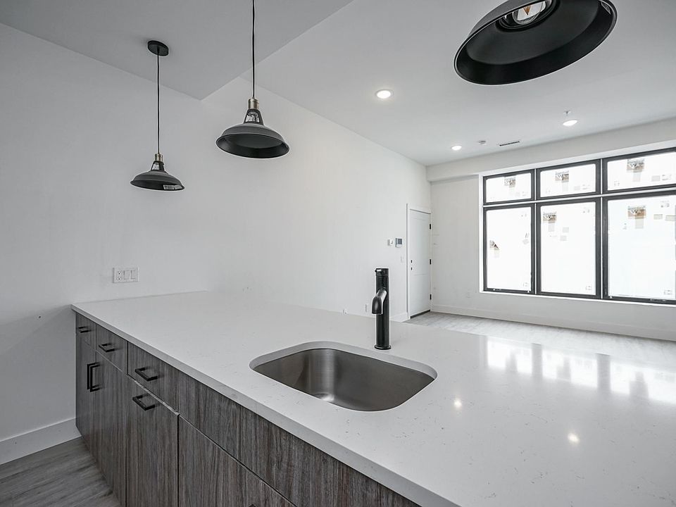 1st image of 845 N 15th St Unit 1B