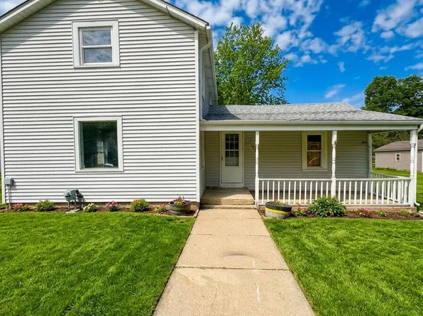 327 N Robinson St, Schoolcraft, MI 49087
