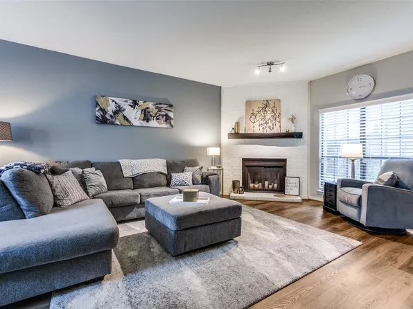 9910 Royal Ln APT 903, Dallas, TX 75231