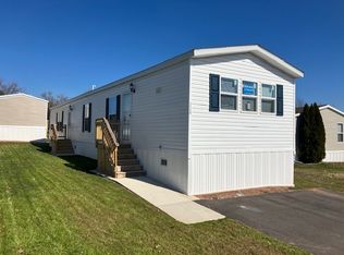 172A Chesapeake Ests, Thomasville, PA 17364