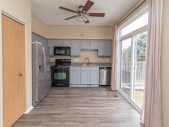 4th image of 2226 Margaret Dr