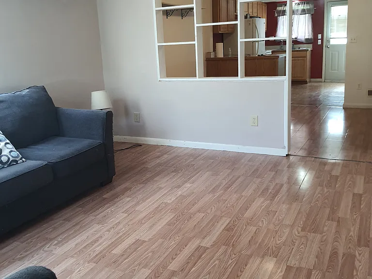 793 Walnut St — Photo 2