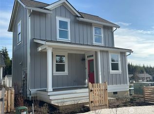 4 Springboard St, Pacific Beach, WA 98571