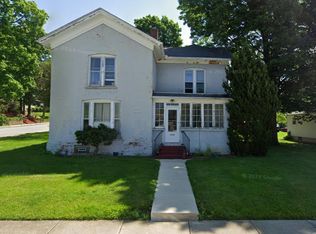 502 Monroe St #1, Valparaiso, IN 46383