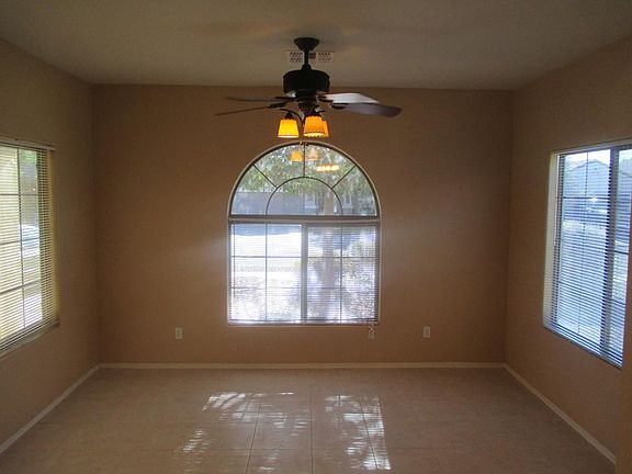 Dining/Breakfast room