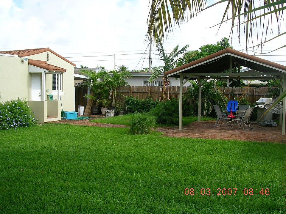 2nd image of 1329 SW 72nd Ave