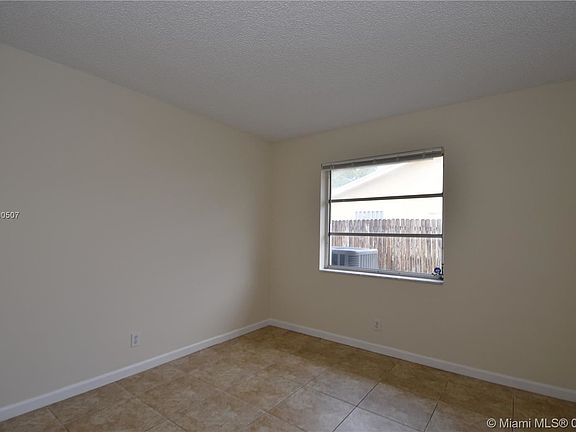 3rd image of 3560 Dorrit Ave
