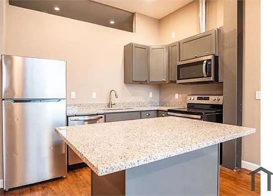 3800 Euclid Ave #109 — Photo 11