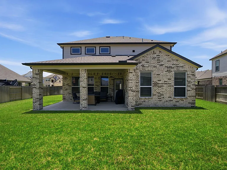 19702 Isola Breeze Dr — Photo 31