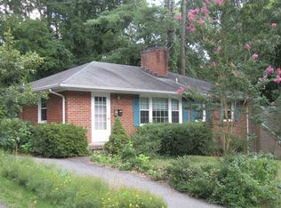 2726 McElroy Dr, Charlottesville, VA 22903