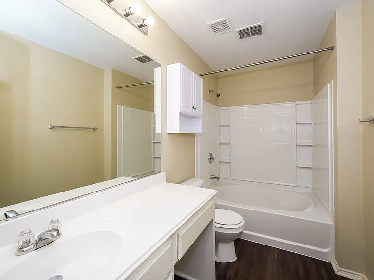 2808 Lynx Ln — Photo 12