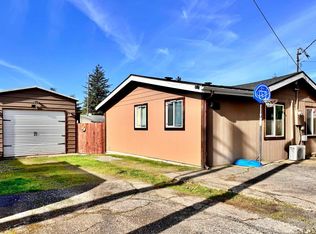 102 Barker St, Crescent City, CA 95531