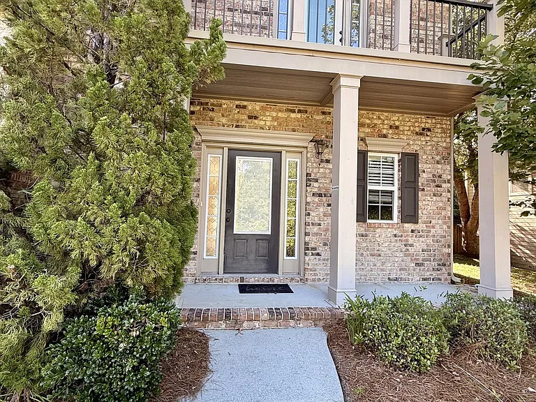 4515 Hermosa Rd — Photo 2