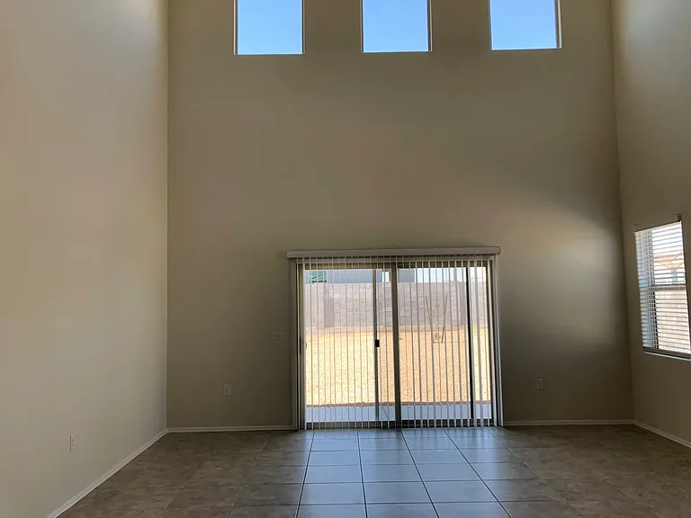 3702 N 307th Dr — Photo 6