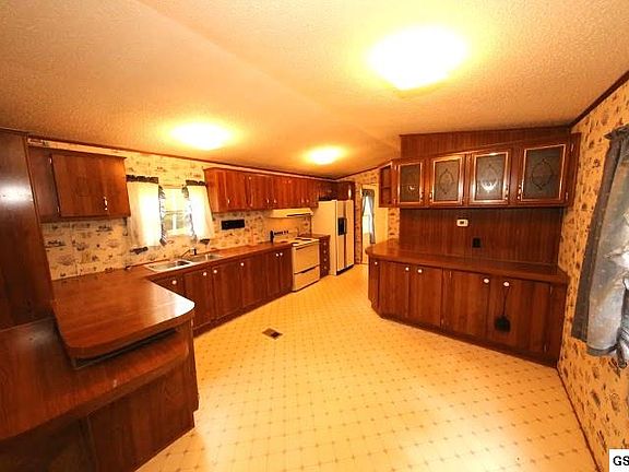 5th image of 811 Seaton Ln