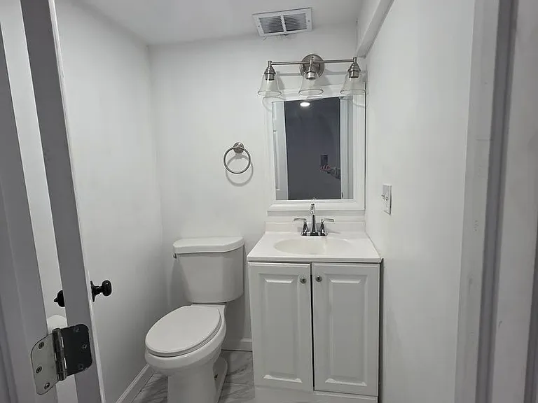 3701 Indiana Ave — Photo 17
