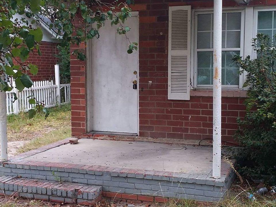 2nd image of 19307 2nd St