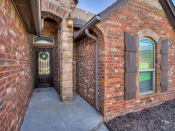 2nd image of 5120 SW 126th Pl