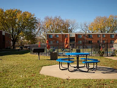 Unit 214-304