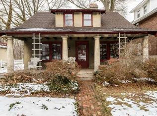 19 Craft Ave, Glen Cove, NY 11542
