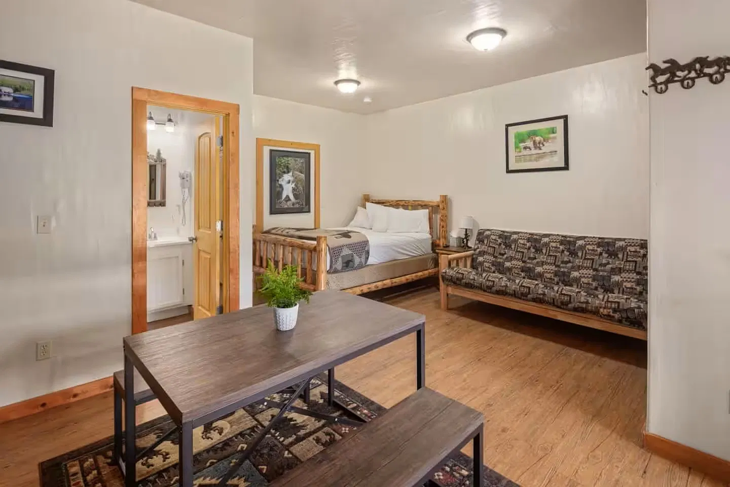 1 bed, 400 sqft, $1,250 — Photo 2