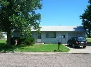 1016 E 7th St, Goodland, KS 67735