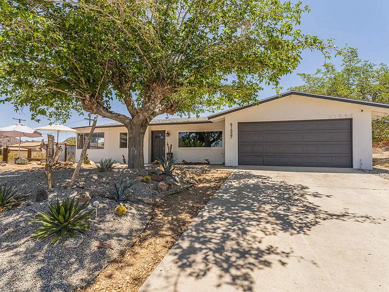 61537 Valley View Dr — Photo 44