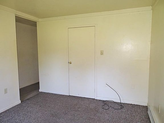 4th image of 100 W Charlotte St APT A