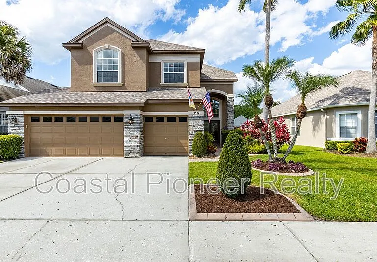 9524 Greenpointe Dr — Photo 1