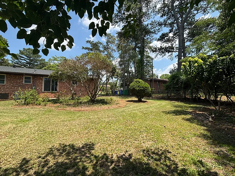 283 Channing Dr — Photo 26