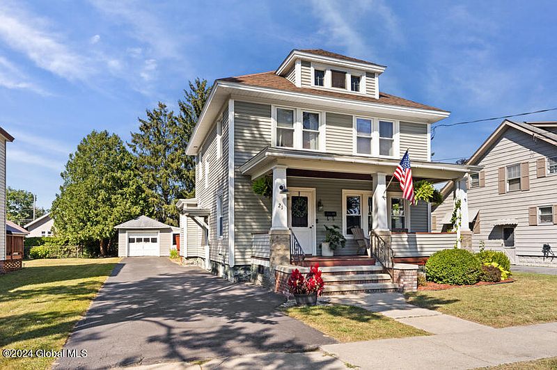 2nd image of 21 Stewart Avenue
