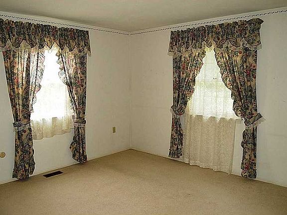 3rd image of 607 Terra Ct