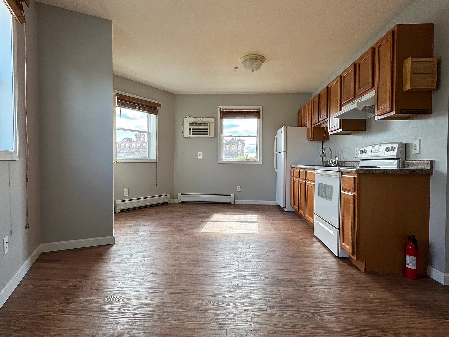 126 Vine St — Photo 4