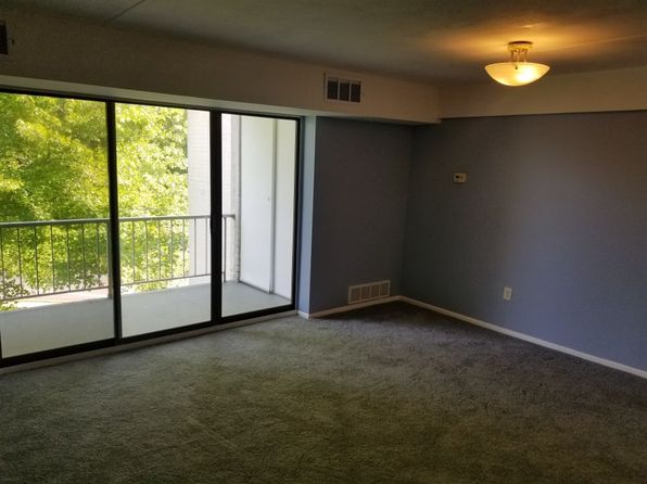 56 Welsh Tract Rd APT 304