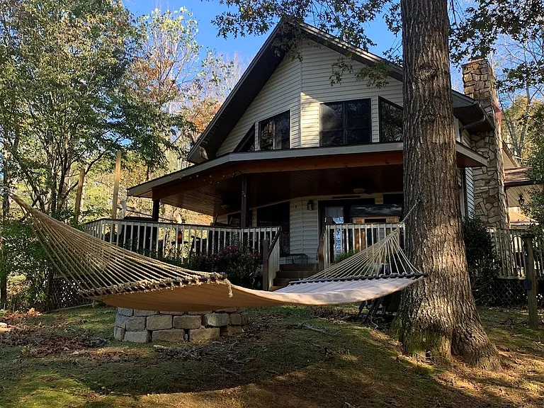 141 Echo Ridge Rd — Photo 1
