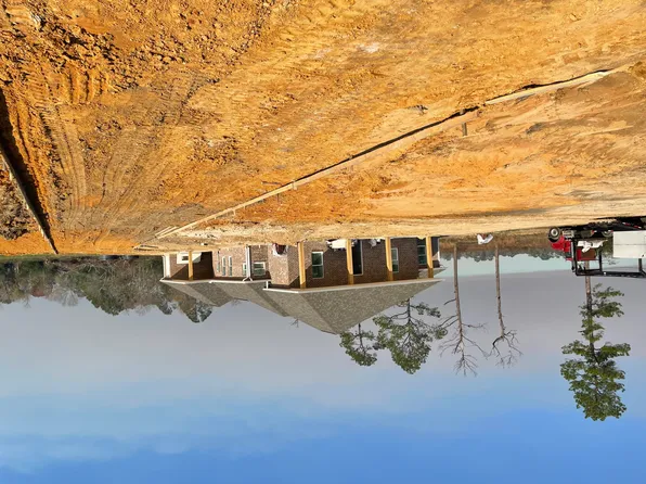 107 Liberty Dr, Leesville, LA 71446