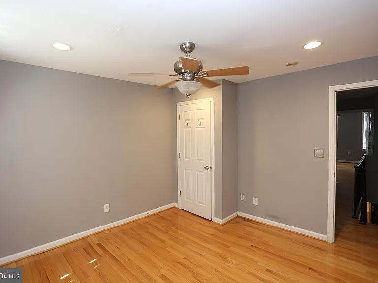 524 S Bouldin St — Photo 21