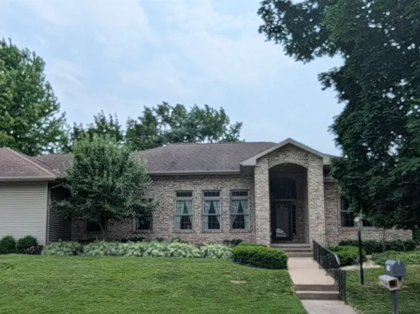 465 Emerson St, Neenah, WI 54956