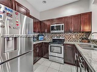 3rd image of 2417 SW 99th Way