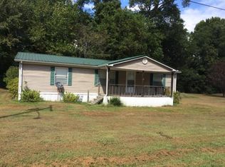 141 Shelton St, Linden, TN 37096
