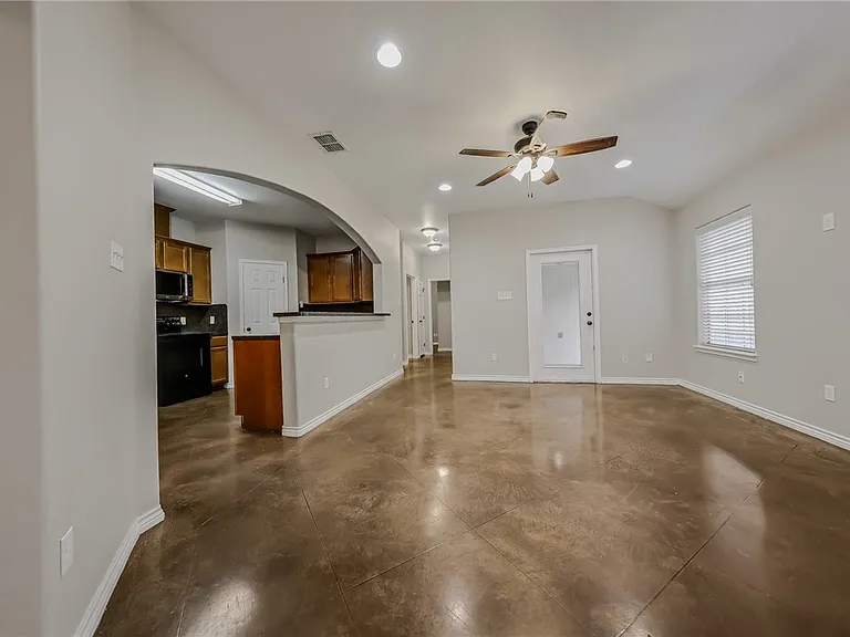 6630 Rhine Dr #B — Photo 4