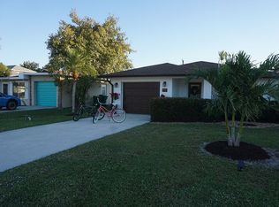 516 99th Ave N, Naples, FL 34108