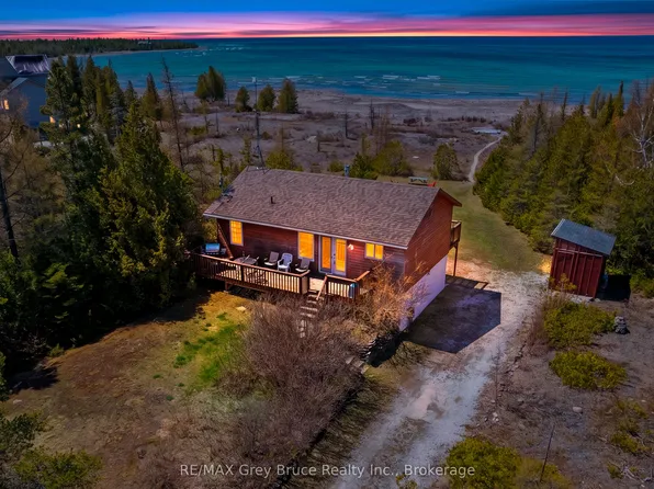 798 Dorcas Bay Rd, Northern Bruce Peninsula, ON N0H 2R0