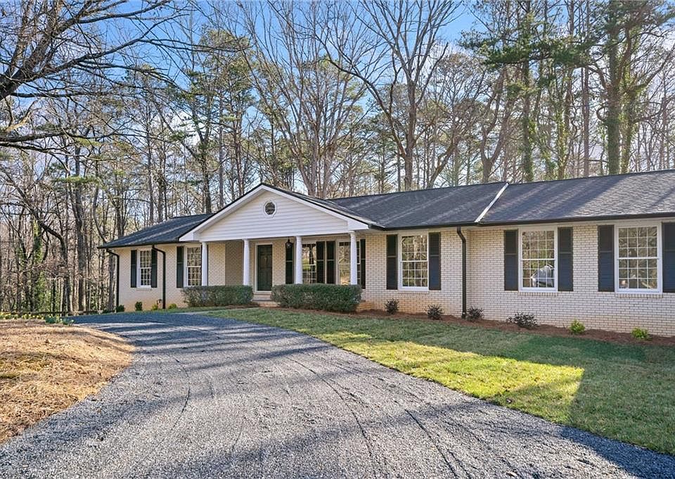1st image of 414 Dogwood Dr