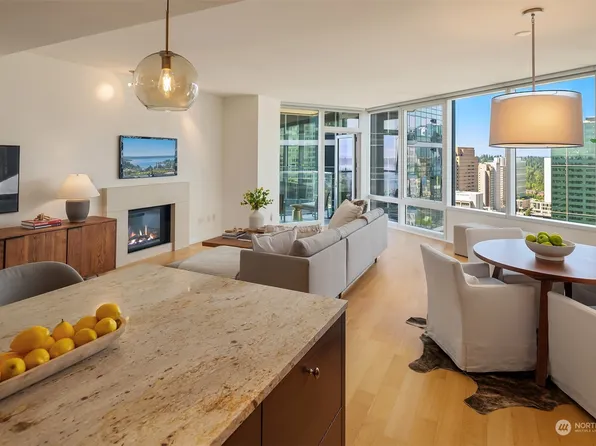 10700 NE 4th Street #2806, Bellevue, WA 98004