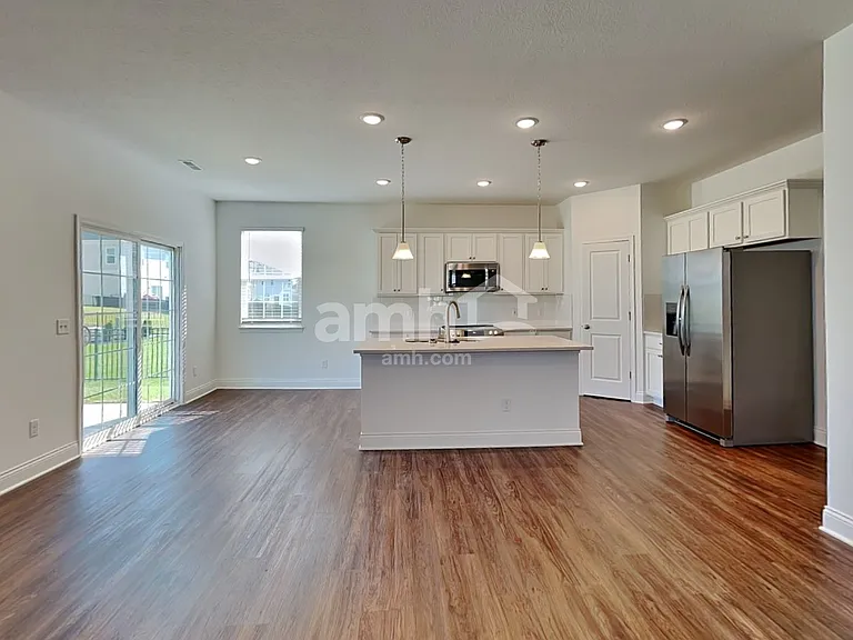 8300 Northpoint Dr — Photo 4